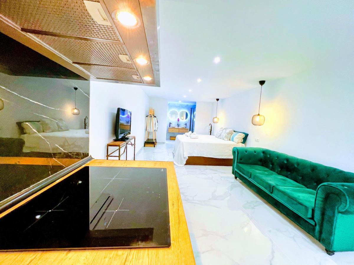 Garden Boutique Apartment El Faro Екстериор снимка