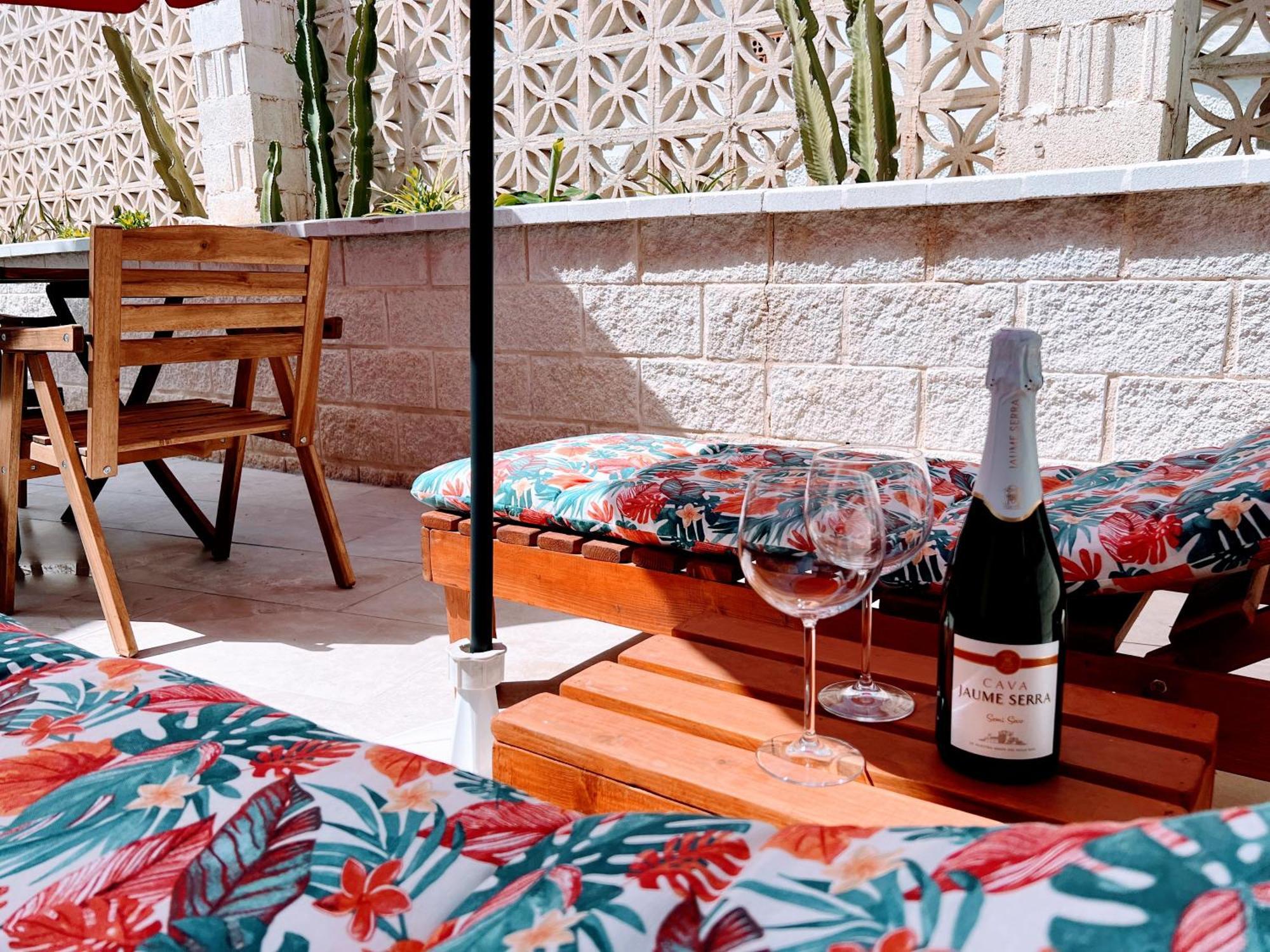 Garden Boutique Apartment El Faro Екстериор снимка